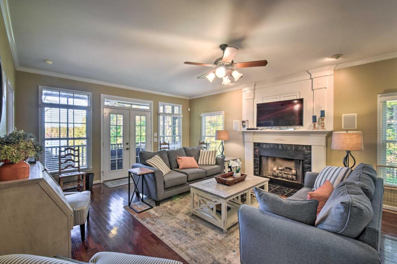 Lake Keowee Escape With Dock, Deck And Lake Access! Six Mile エクステリア 写真